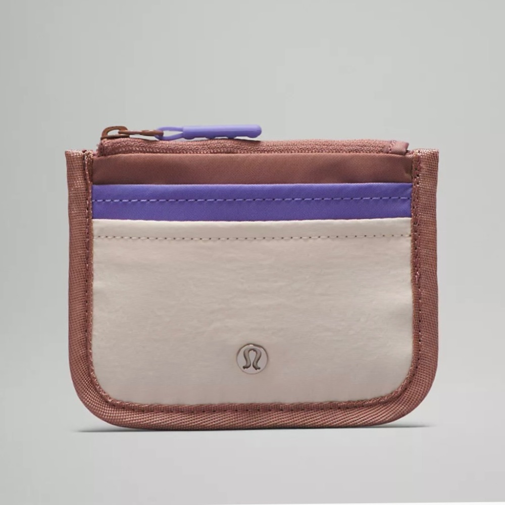 💜NWT🤍Lululemon True Identity Wallet - Twilight Rose/Dark Lavender/White Opal